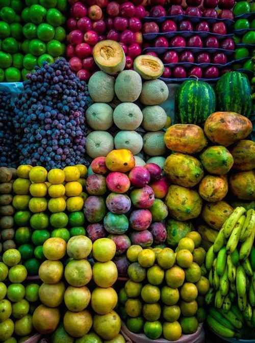 Fruit market in india